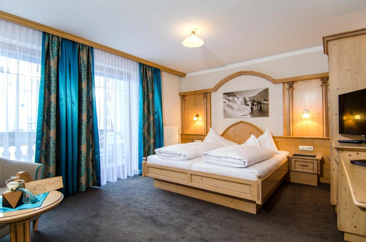 Sporthotel Almhof Ischgl Bagian luar foto
